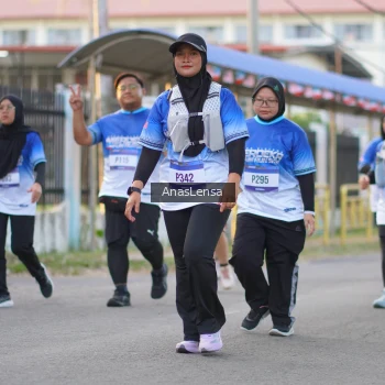 Runner Photo 3462359
