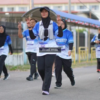 Runner Photo 3462387