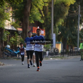 Runner Photo 3462410