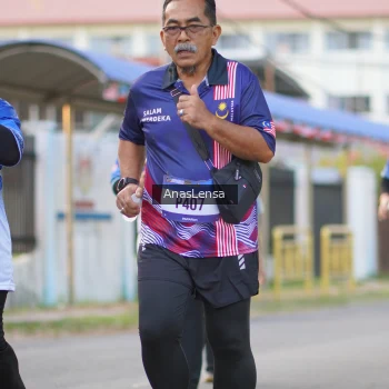 Runner Photo 3462412
