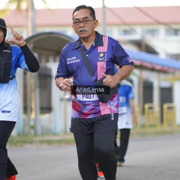 Runner Photo 3462416
