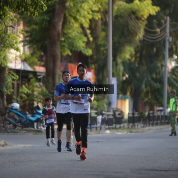 Runner Photo 3462418