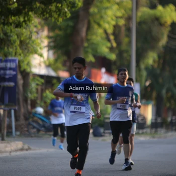 Runner Photo 3462425