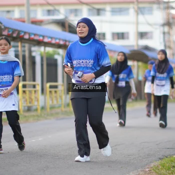 Runner Photo 3462431