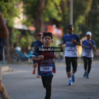 Runner Photo 3462465