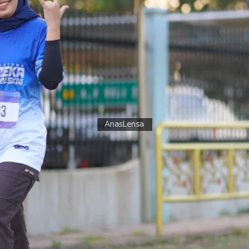Runner Photo 3462593