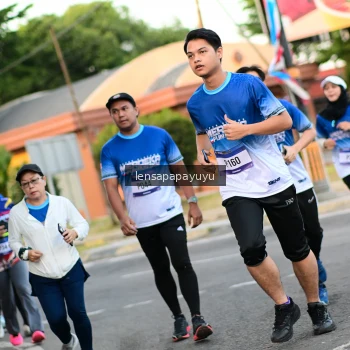 Runner Photo 3462622