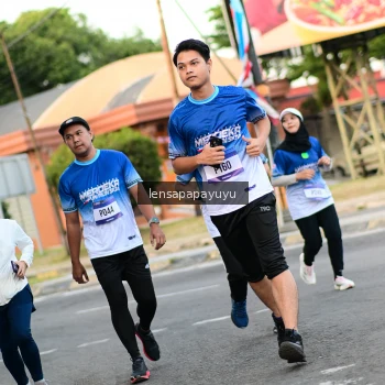 Runner Photo 3462645