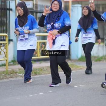 Runner Photo 3462659