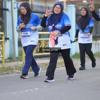 Runner Photo 3462660