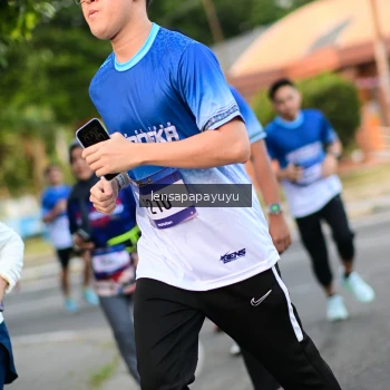 Runner Photo 3462686
