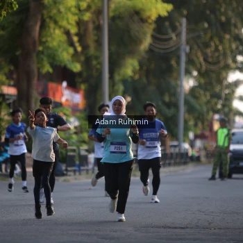 Runner Photo 3462690