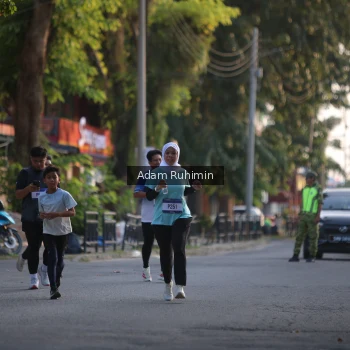 Runner Photo 3462692
