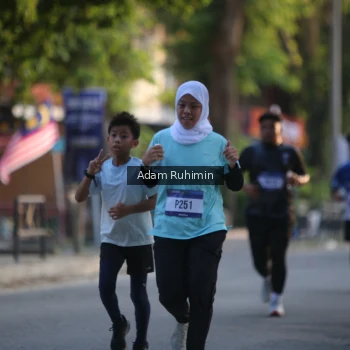 Runner Photo 3462725