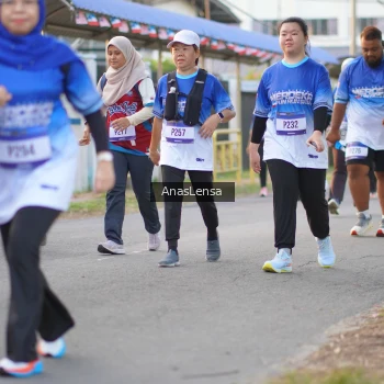 Runner Photo 3462746