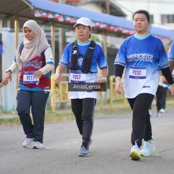 Runner Photo 3462751