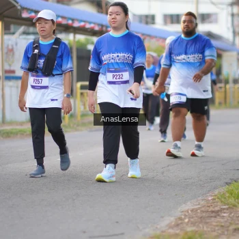 Runner Photo 3462752