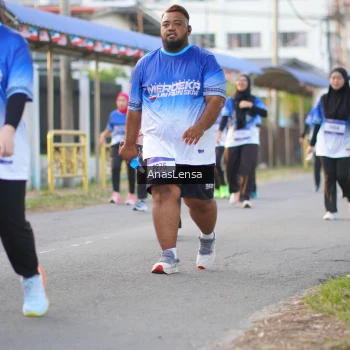 Runner Photo 3462780