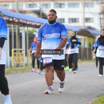 Runner Photo 3462781