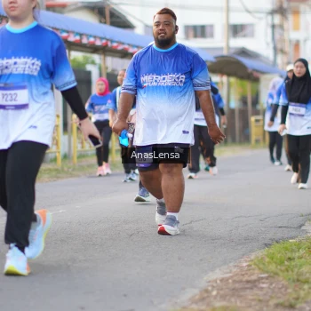 Runner Photo 3462793