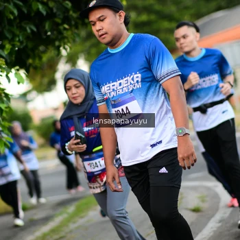 Runner Photo 3462795