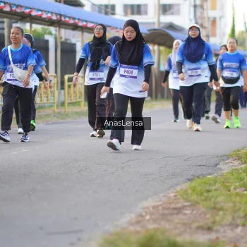 Runner Photo 3462806