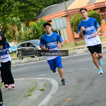 Runner Photo 3462824