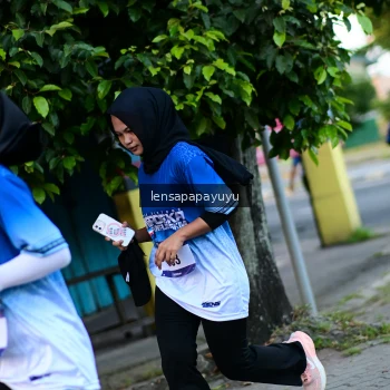 Runner Photo 3462850