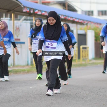 Runner Photo 3462854