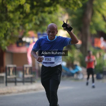 Runner Photo 3462856