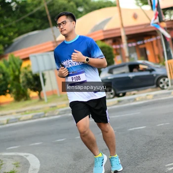 Runner Photo 3462893