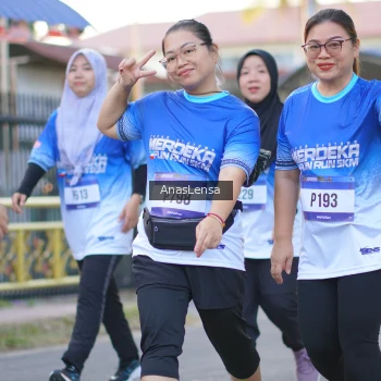 Runner Photo 3462950