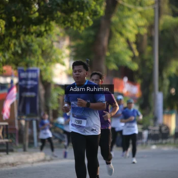 Runner Photo 3463018