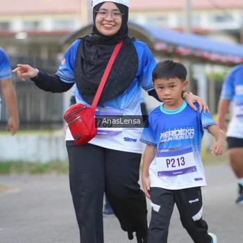 Runner Photo 3463046