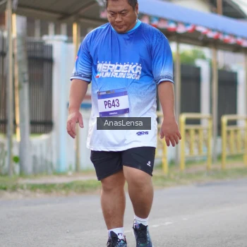 Runner Photo 3463059