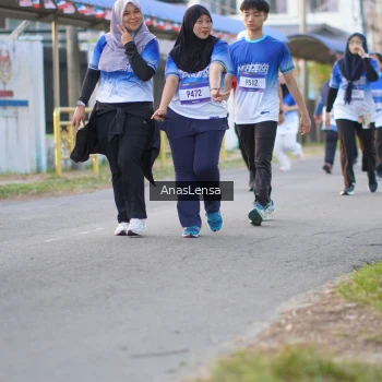 Runner Photo 3463077
