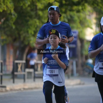 Runner Photo 3463079