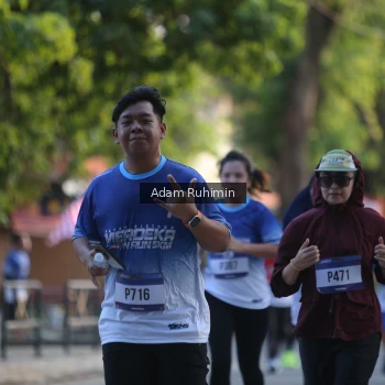 Runner Photo 3463093