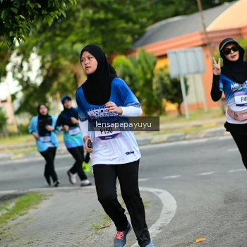 Runner Photo 3463097