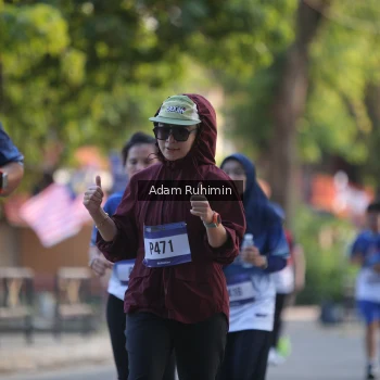 Runner Photo 3463102