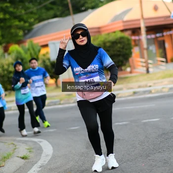 Runner Photo 3463111