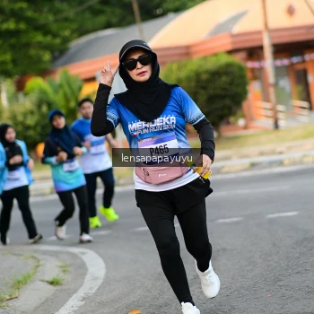 Runner Photo 3463116
