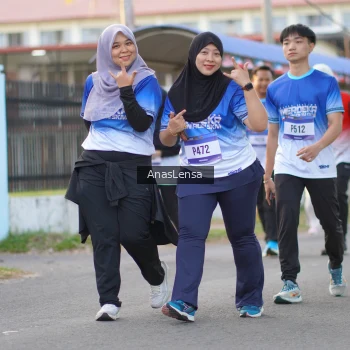 Runner Photo 3463132