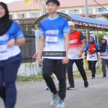 Runner Photo 3463142