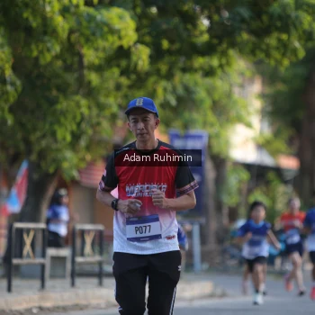 Runner Photo 3463153