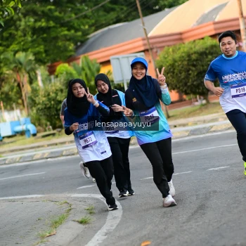 Runner Photo 3463154