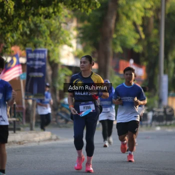 Runner Photo 3463168