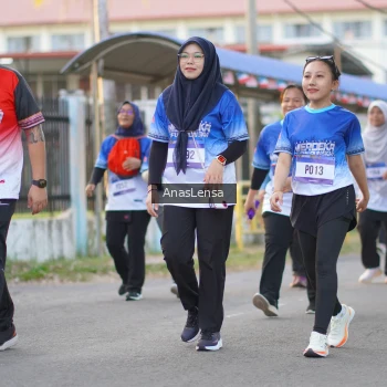 Runner Photo 3463173