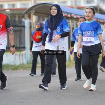 Runner Photo 3463176