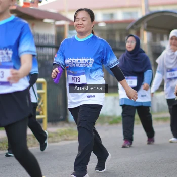 Runner Photo 3463209